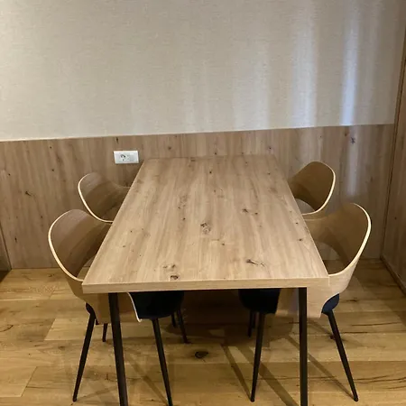 333 Vucko Private Host 4* 자호리나